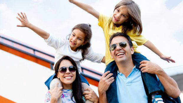 Top 3 Reasons to Travel With Your Kids
